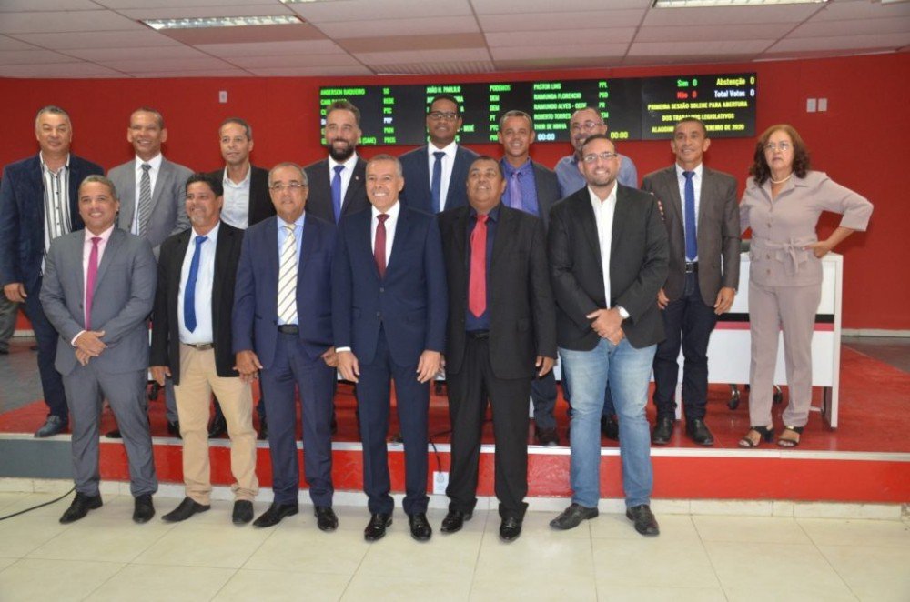 Em mensagem à Câmara, prefeito Joaquim Neto destaca transformação positiva de Alagoinhas