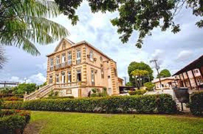 Centro que pesquisa coronavírus no Brasil é alvo de operação que investiga desvio de R$ 24 milhões