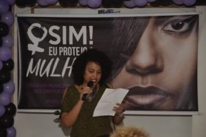 Conselho Municipal do Direito da Mulher lança campanha para plantão 24h da DEAM