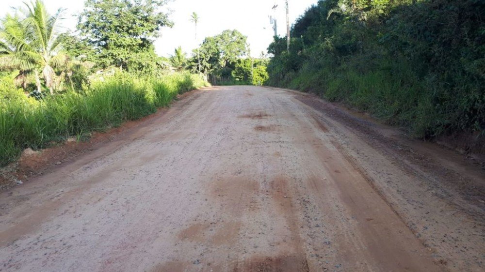 Prefeitura avança com frentes de trabalho em estradas da zona rural
