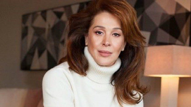 Maquiador das famosas, Ale de Souza compartilha foto de Claudia Raia nua: “Musa”