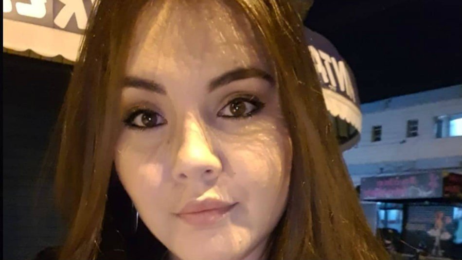 Jovem que ficou tetraplégica após “jacarezinho” em praia volta a andar