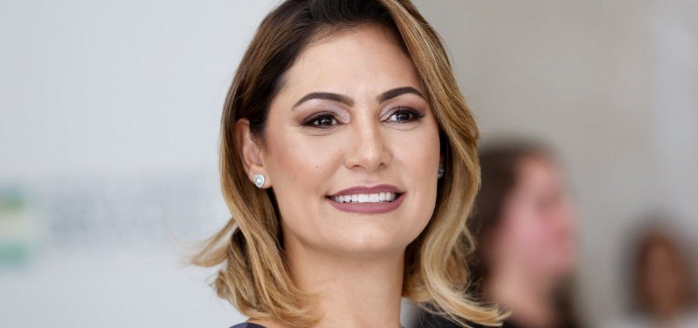 Michelle Bolsonaro pede outra sala para trabalhar