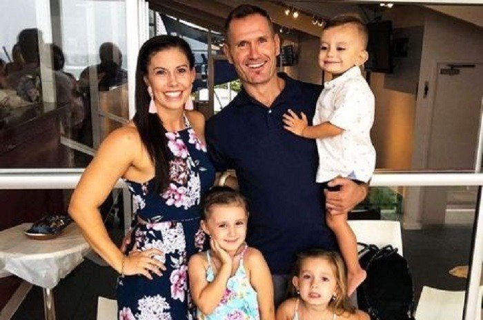 Ex-jogador de rúgbi mata esposa e três filhos queimados na Austrália