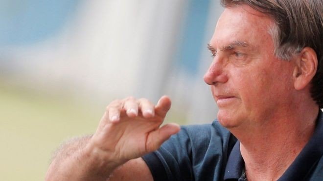 Bolsonaro não pode justificar vídeos contra Congresso como 'conversa pessoal', dizem constitucionalistas