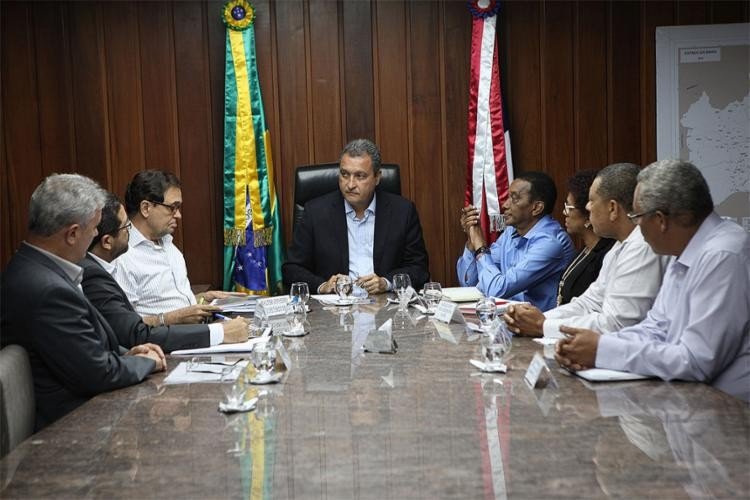 Rui Costa anuncia concurso para professor e coordenador pedagógico