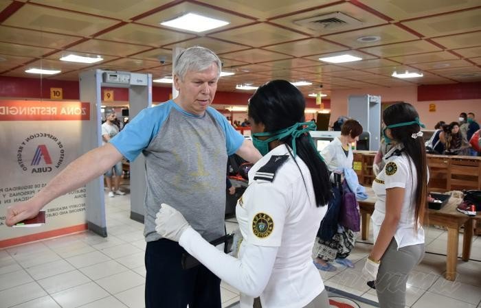 Coronavírus: Sem nenhum caso, Cuba desenvolve vacina e pode salvar planeta