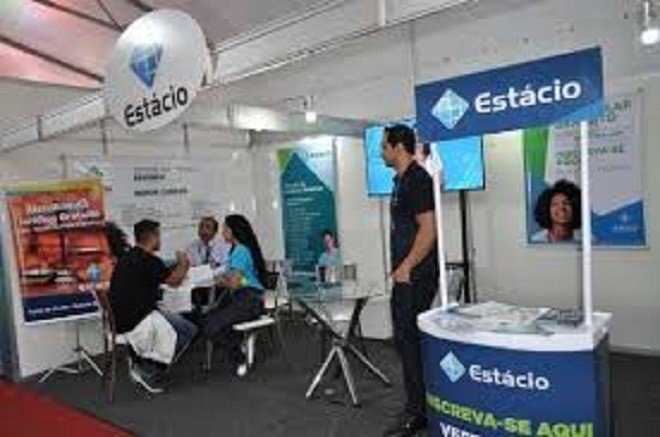 EstácioBahia realiza oficinas de criação literária gratuitas para estudantes do Ensino Médio de Salvador e Região Metropolitana