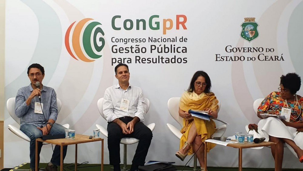 Participação cidadã no PPA da Bahia é destacada em congresso no Ceará