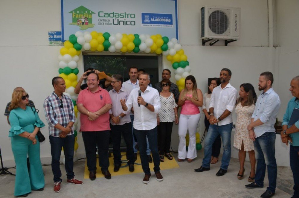 Inauguração de novo espaço para atendimento do CadÚnico/Bolsa Família fortalece assistência social em Alagoinhas