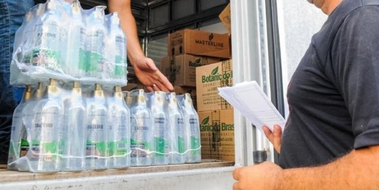 Homem é preso em Amargosa após comprar todo estoque de álcool em gel