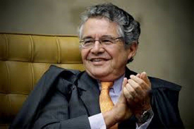 Marco Aurélio suspende cortes no Bolsa Família até fim de calamidade pública