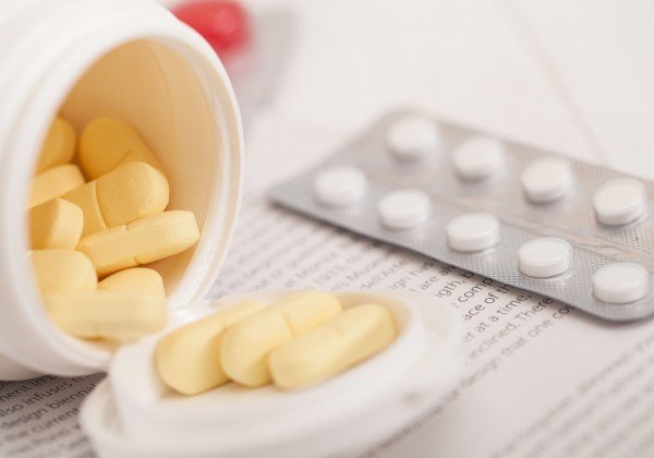 Homem com coronavírus morre após se automedicar com cloroquina