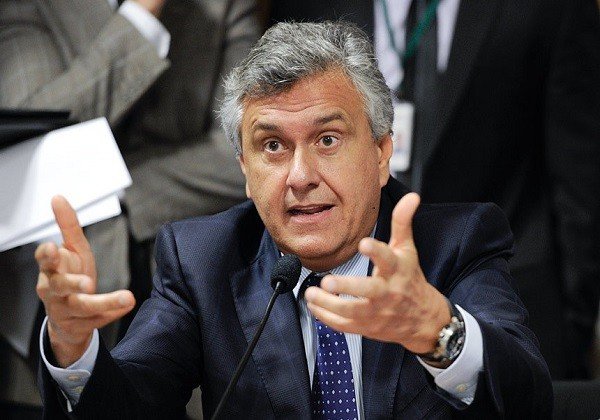 Ronaldo Caiado rompe com Bolsonaro: ‘A ignorância não é uma virtude’