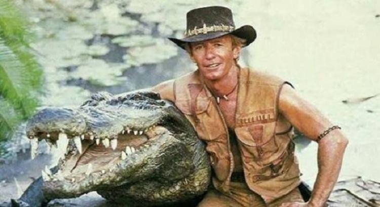 Ator de Crocodilo Dundee, Mark Blum, morre após infecção por coronavírus