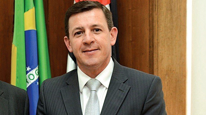 Prefeito de São Bernardo é internado na UTI após piora em quadro de coronavírus