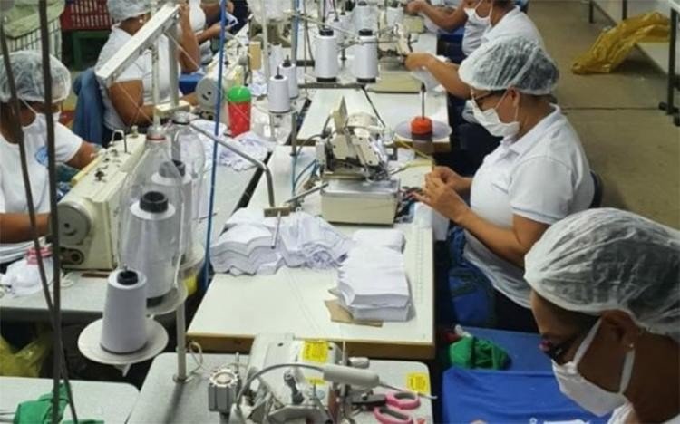 Hospitais recebem 61 mil itens de vestuário