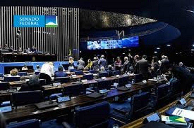 Justiça determina suspensão de parcelas de consignado prevista em projetos do Senado Fonte: Agência Senado