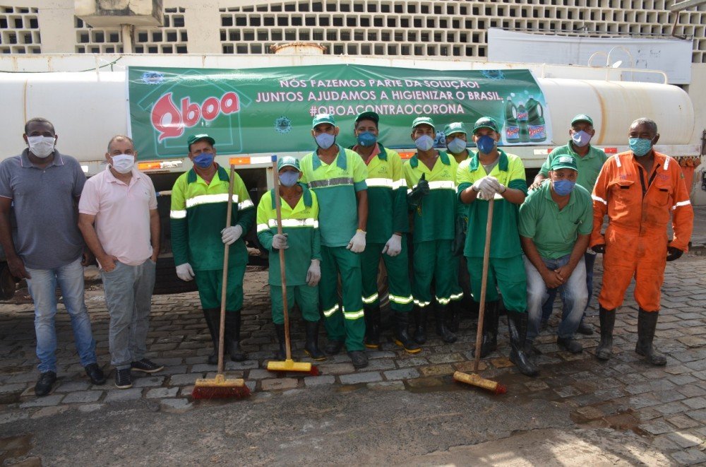 Equipes da Secretaria Municipal de Serviços Públicos realizam “faxinaço” na Central de Abastecimento