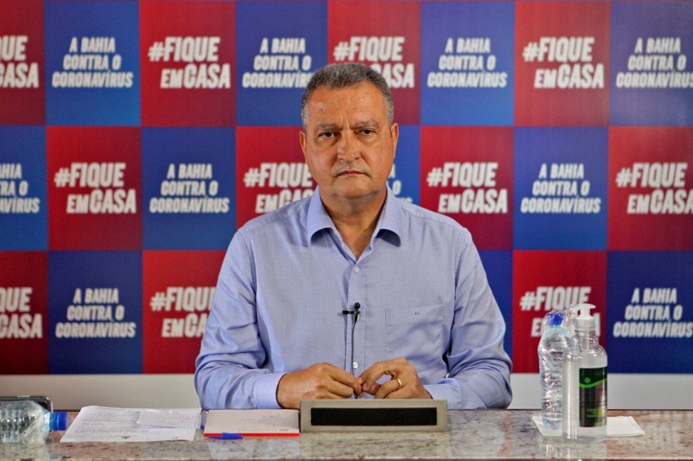 Rui sanciona projeto de lei que prevê uso obrigatório de máscaras