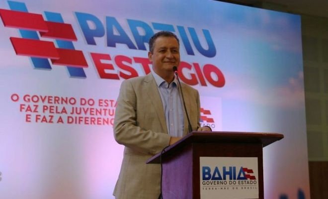 Na Ucrânia, Rui anuncia novo edital do Partiu Estágio com mais de três mil vagas