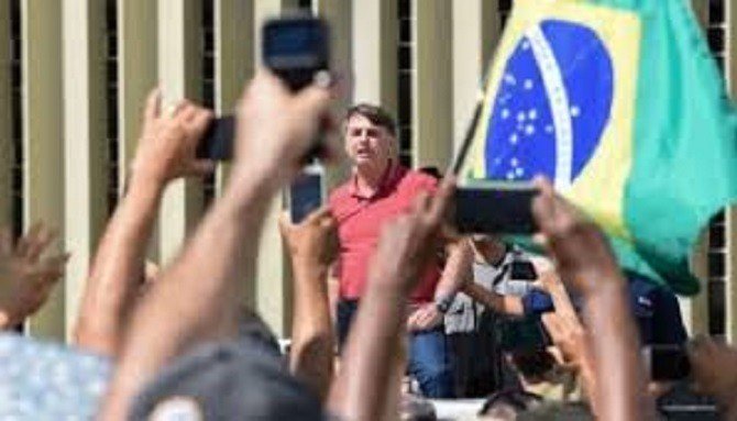 Generais desmentem Bolsonaro: se ele quiser dar golpe que vá buscar apoio em outro lugar