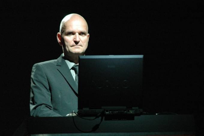Florian Schneider, o “papa” da música eletrônica, morre aos 73 anos