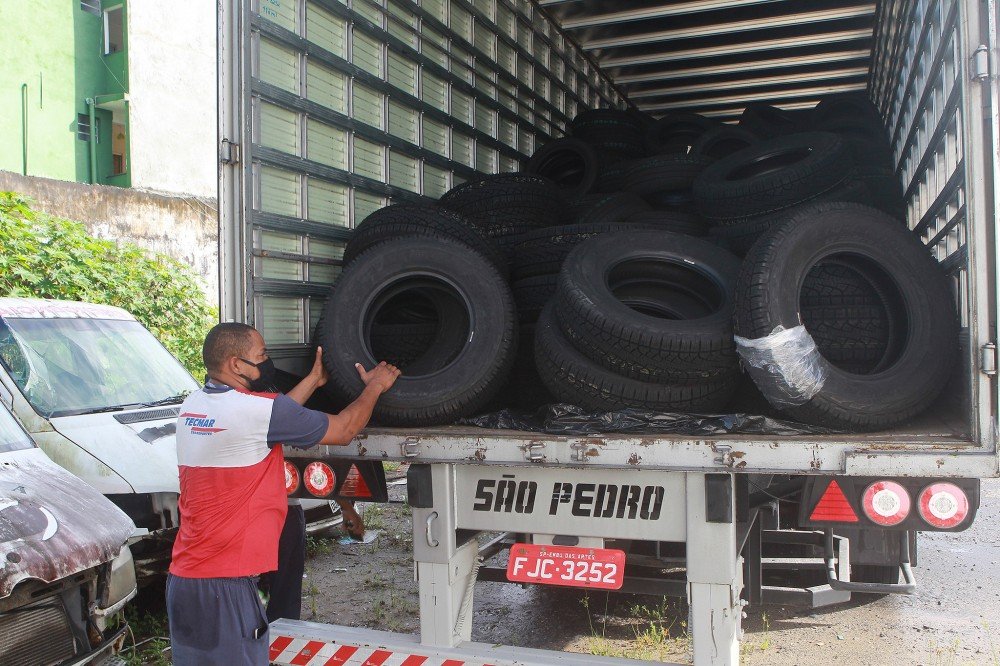 Pirelli faz doação de 1.400 pneus à Bahia para ajudar no combate ao Covid-19