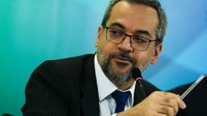 Celso de Mello nega recurso e Weintraub terá que depor nesta quinta à Polícia Federal