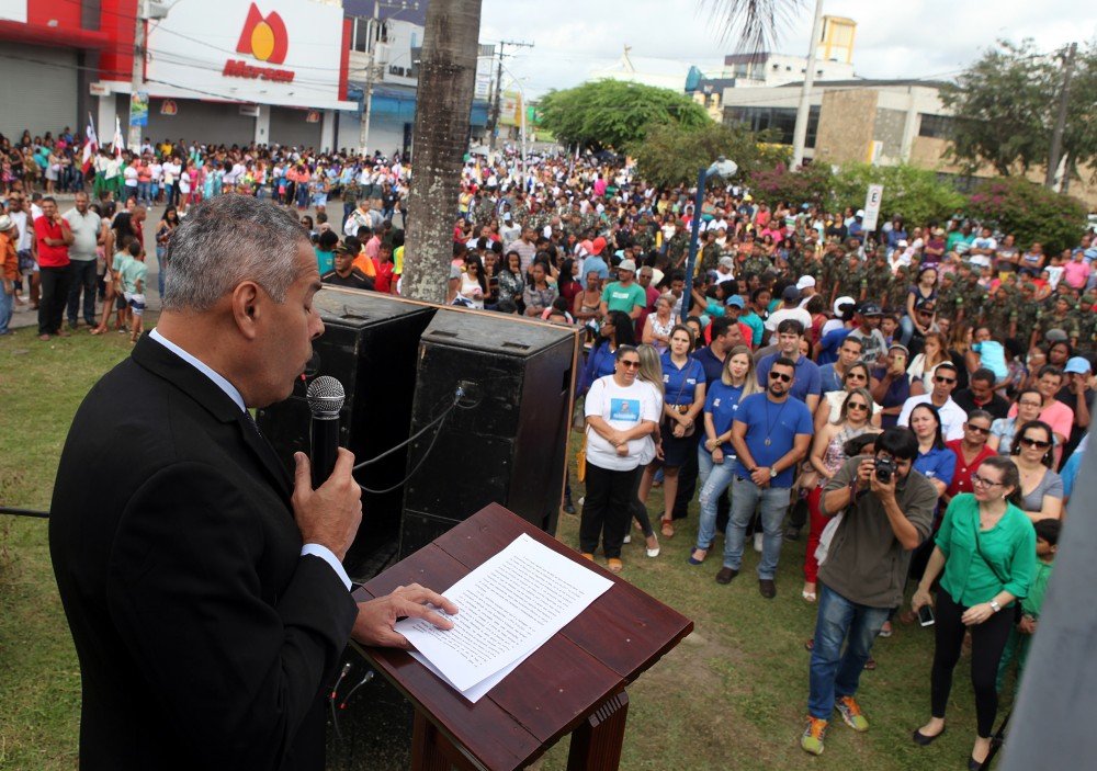 Em discurso no 7 de Setembro, Joaquim Neto reafirma compromisso com o povo de Alagoinhas