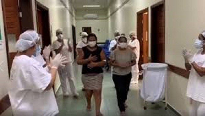 Covid-19: Primeiros curados deixam hospital de campanha da Fonte Nova