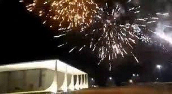 MPF pede que PF investigue ataque com fogos ao prédio do STF