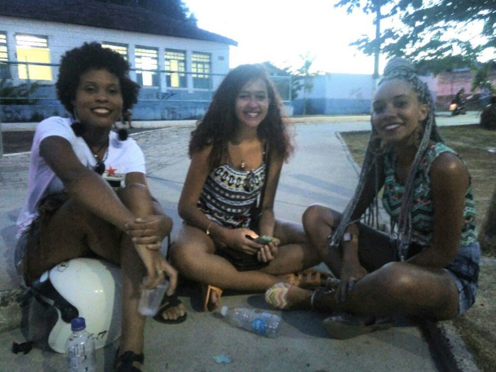 Encontro de Crespas (os) e Cacheadas (os)