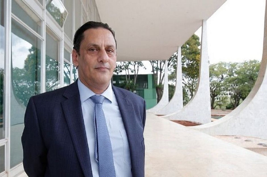 Wassef, ex-advogado do clã Bolsonaro, sofre processo disciplinar na OAB