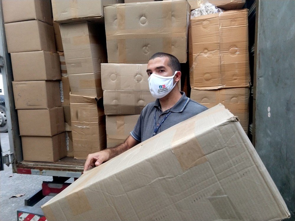 Governo da Bahia entrega 150 mil máscaras para comunidades tradicionais