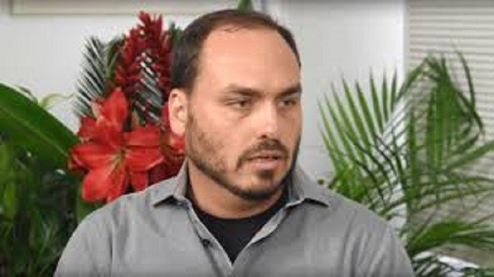 Carlos Bolsonaro perde foro privilegiado em investigação sobre funcionários fantasmas