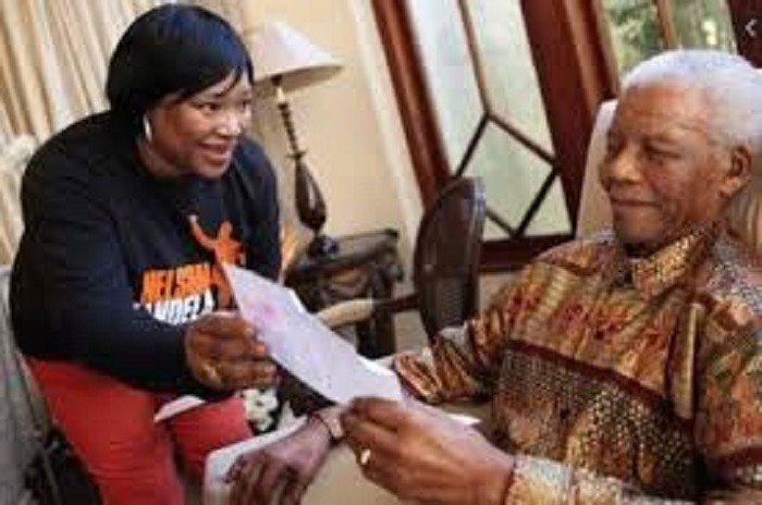 Morre filha mais nova de Nelson Mandela