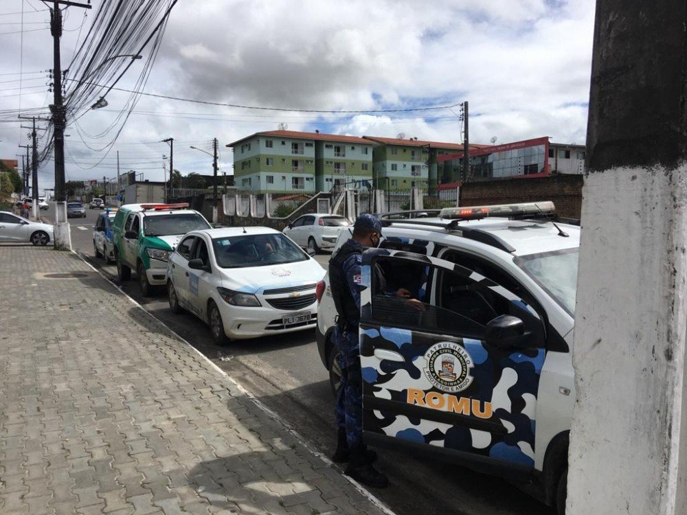 Prefeitura fecha estabelecimentos que descumpriam o decreto estadual vigente a partir de ontem