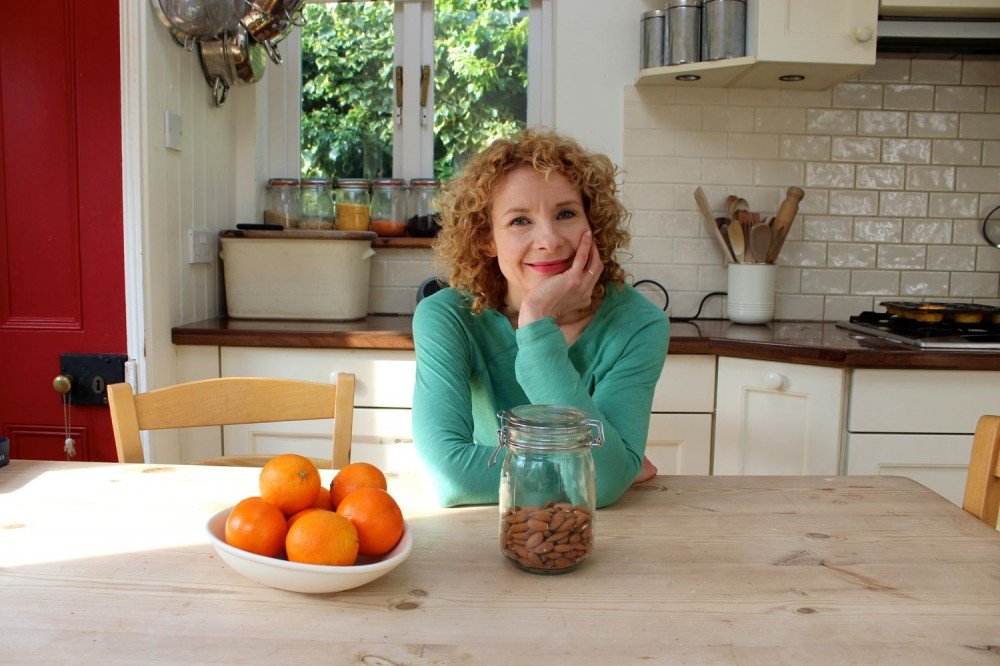 Bee Wilson: “As dietas causam mais mortes e doenças que a fome”