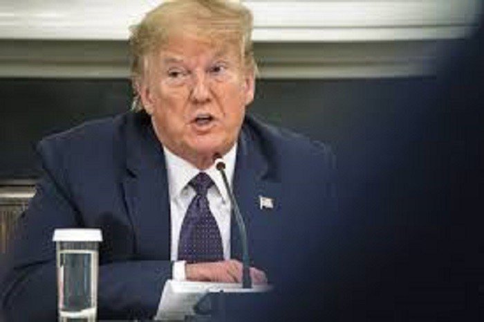 Cloroquina doada por Trump é rejeitada por Estados