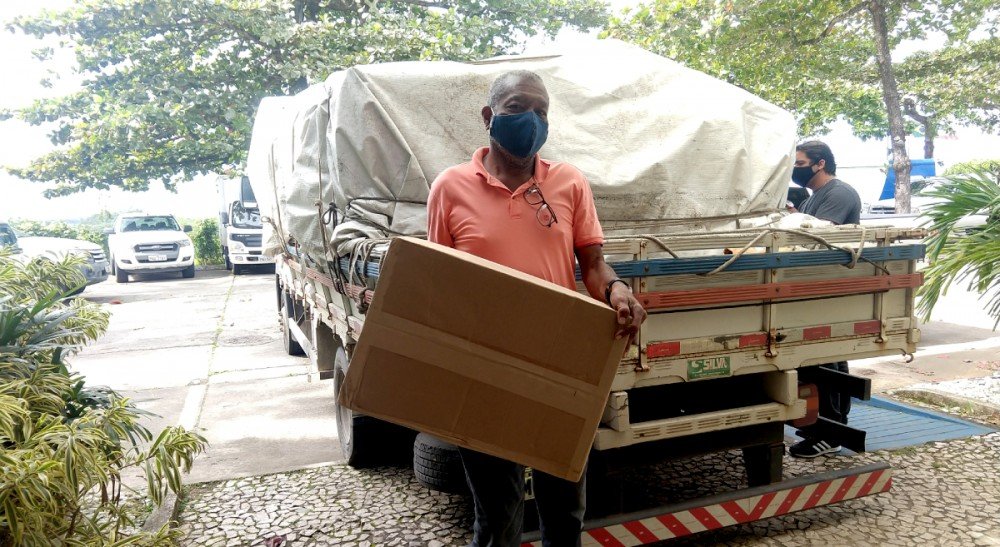 Governo da Bahia envia 166 mil máscaras e insumos para municípios da RMS e Litoral Norte