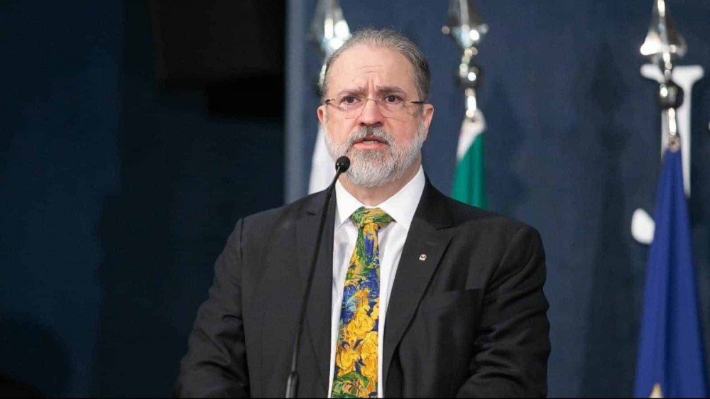 Lava Jato recebe duros golpes