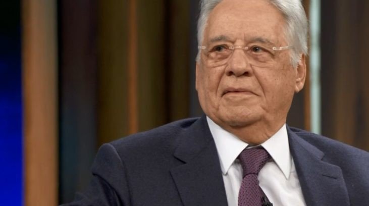 Apertem o cinto, o piloto sumiu