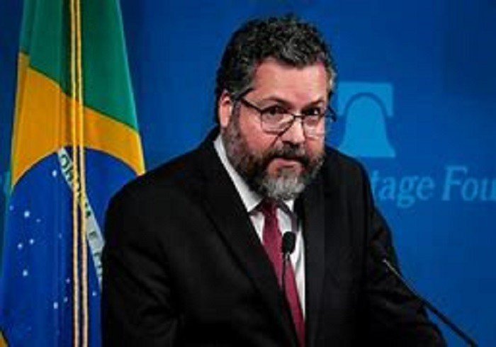 Ernesto Araújo causará prejuízo bilionário ao Brasil