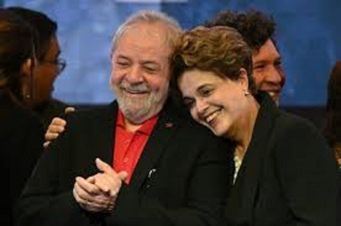 Lula critica a Folha após agressão a Dilma