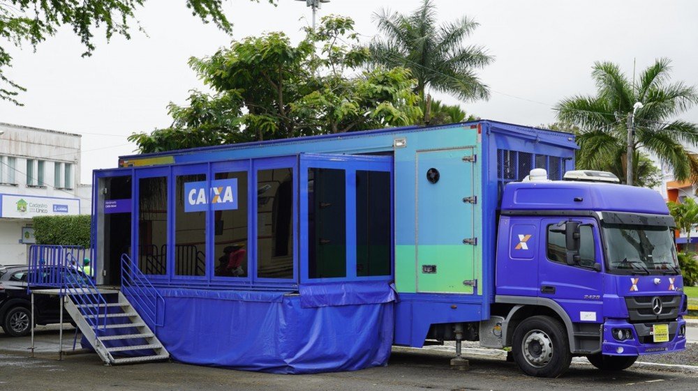 Saque aniversário do FGTS: Caminhão da Caixa realiza atendimentos até sexta (11)