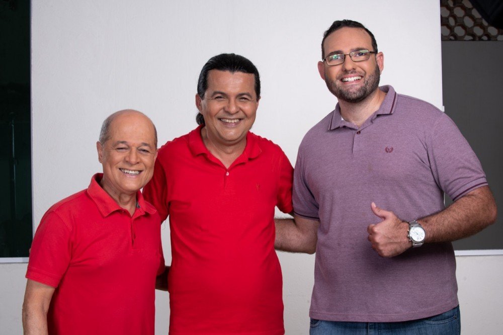 Alagoinhas: PT confirma Radiovaldo Costa como candidato a prefeito no domingo