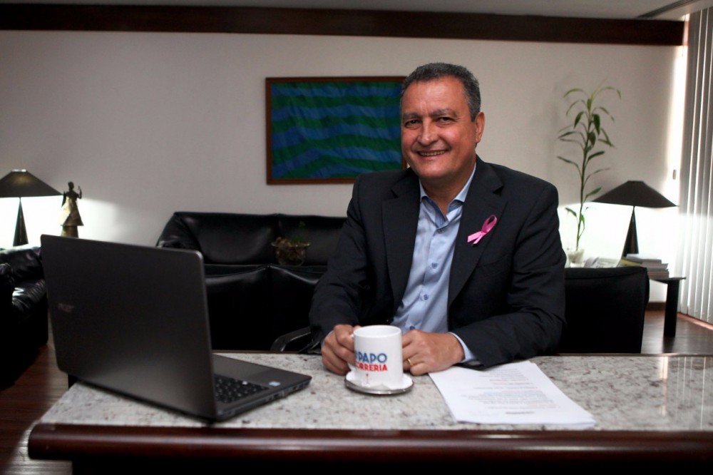 #PapoCorreria: Rui recebe comandante da Ronda Maria da Penha em bate-papo com internautas