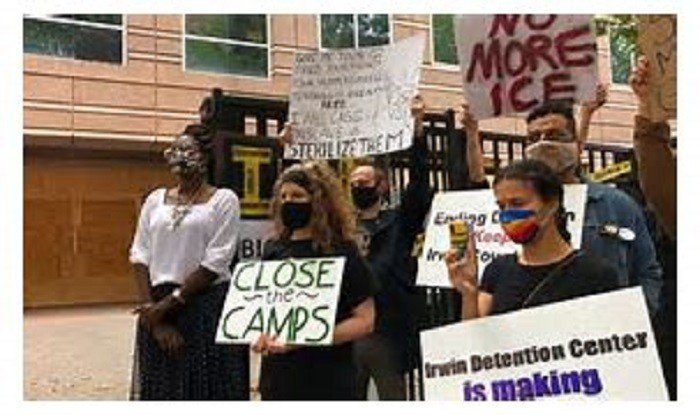 Enfermeira denuncia a retirada de úteros de imigrantes nos EUA