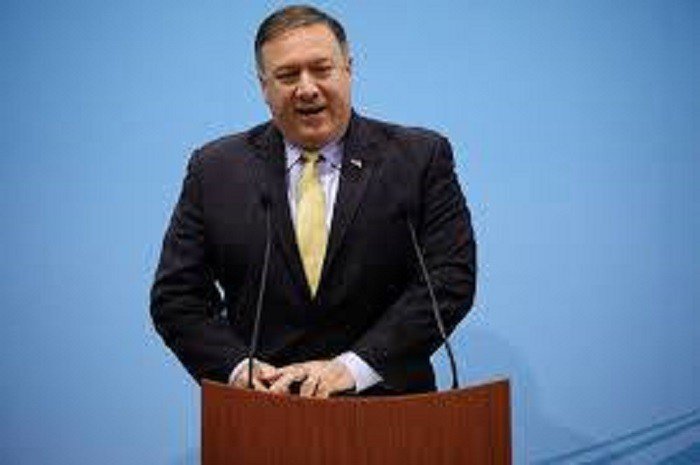 “Aconselhamos o senhor Pompeo a respeitar os fatos e a verdade, a abandonar a arrogância e o preconceito, a parar de difamar e espalhar rumores sobre a China”, disse embaixador no Suriname.